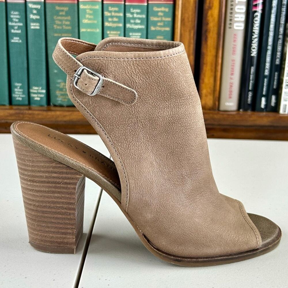 Lucky Brand Lisza Leather Peep-Toe Shooties Ankle Slingback Bootie Sz 9.5